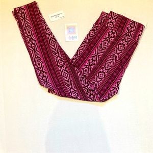 LuLaRoe Pink Valentines Leggings. Valentine. Size TC. Sz 12-18 Brand New XXL